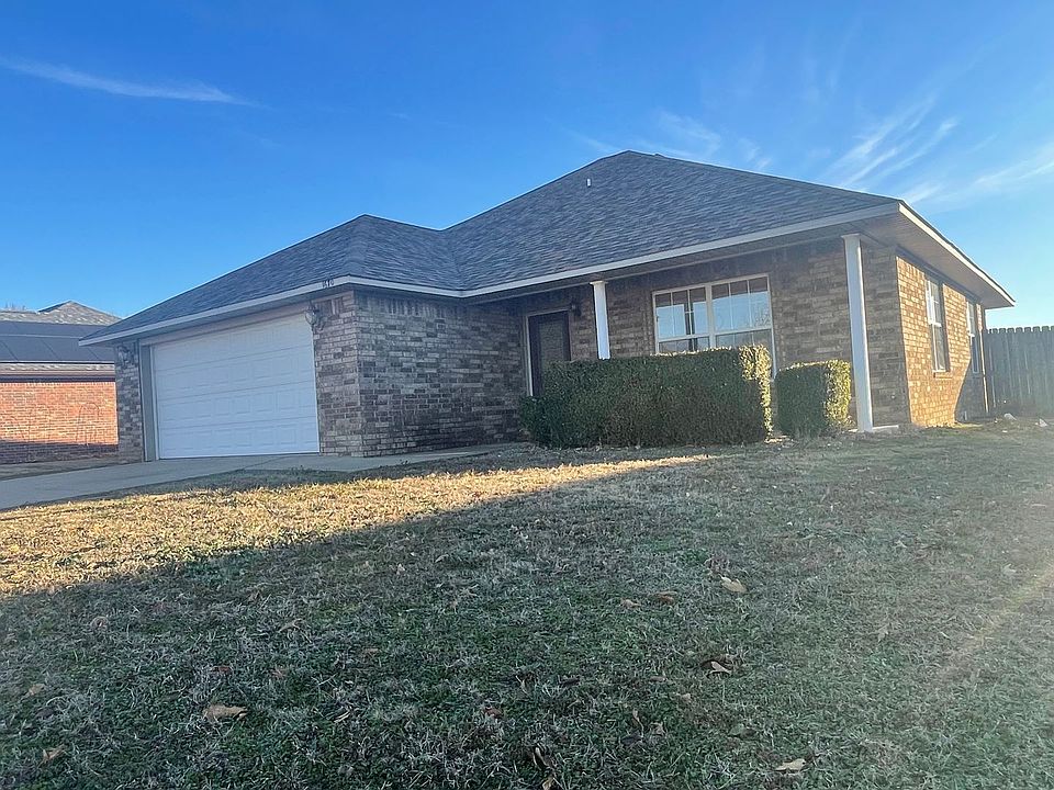1st image of 1670 Julie Ln