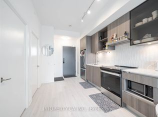 395 Dundas St W #503, Oakville, ON L6M 4L9