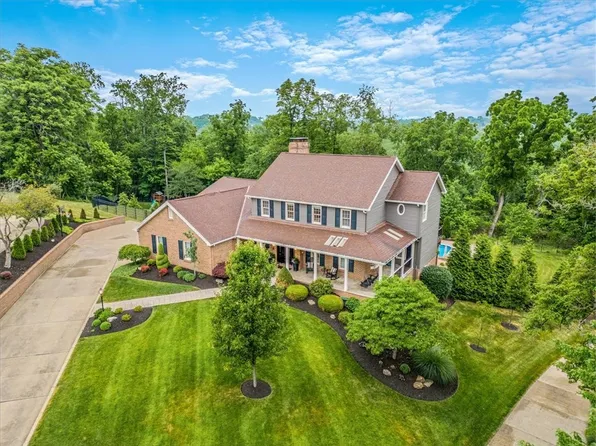 207 Pleasant View Ct, Clairton, PA 15025