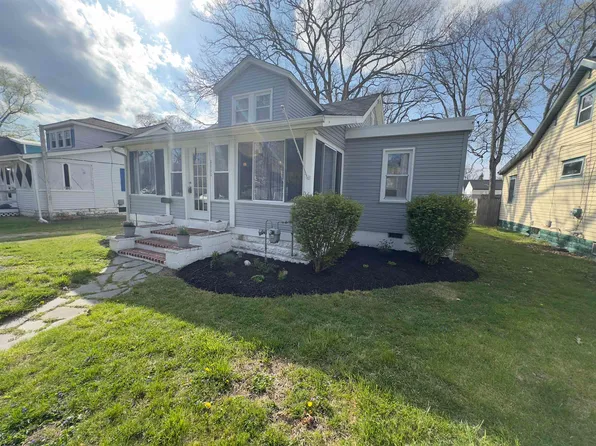 1111 1st St, Northfield, NJ 08225