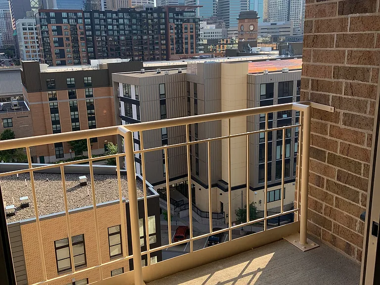 401 S 1st St #921 — Photo 11