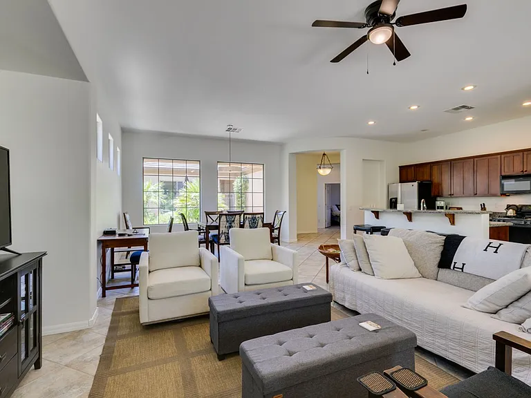 8 Kennesaw Rd — Photo 20
