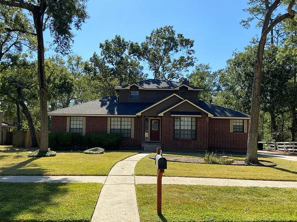 1015 Oak Leaf Ave, La Porte, TX 77571