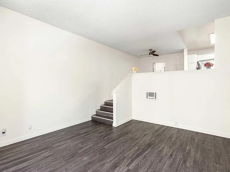 Weddington Apartments — Photo 3