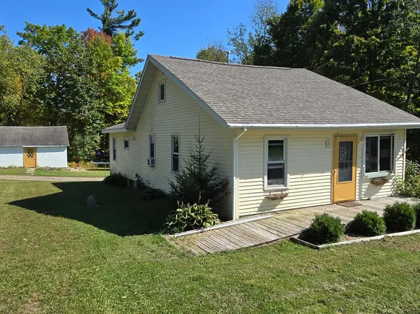 14353 Cth W, Mountain, WI 54149