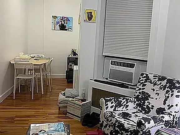 3rd image of 215 33rd St #23R