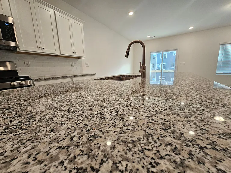 780 Earhart St NW — Photo 15