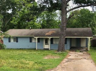 1906 Boling St, Jackson, MS 39213