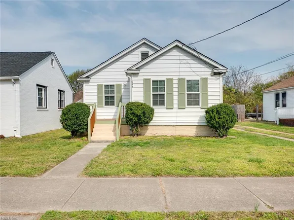 643 33rd St, Newport News, VA 23607
