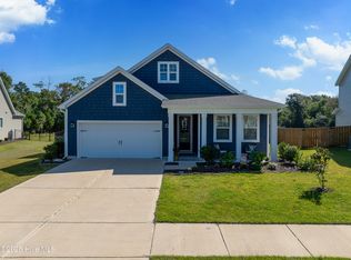 320 Edgewater Way, Surf City, NC 28445