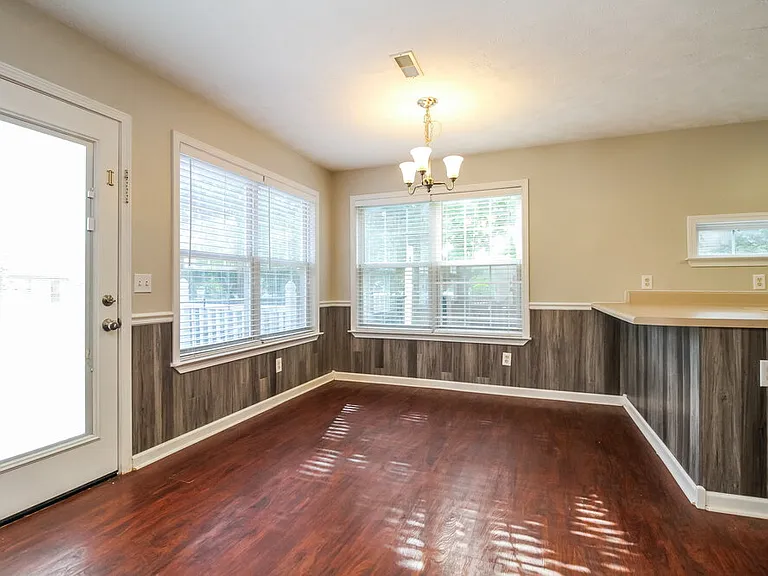 1230 Cason Trl — Photo 5