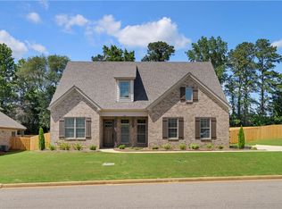 100 Merlin St, Opelika, AL 36801