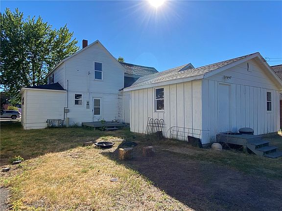 3rd image of 10531 Dakota Avenue