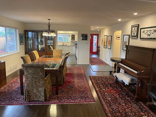 224 Hermosa Dr SE — Photo 10