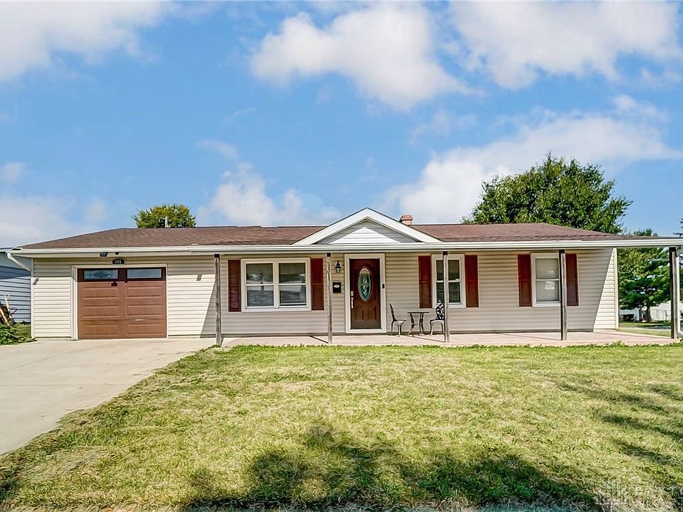 1st image of 806 Bellows Dr