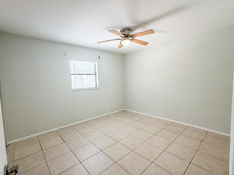 153 Old Englewood Rd — Photo 13
