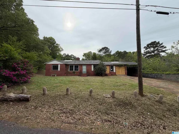 301 15th Ave SW, Childersburg, AL 35044