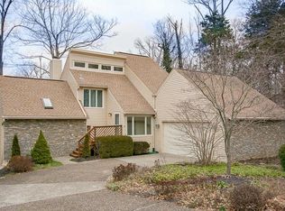 12926 Wooded Forest Rd, Middletown, KY 40243