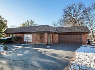 509 Lalor Dr, Ballwin, MO