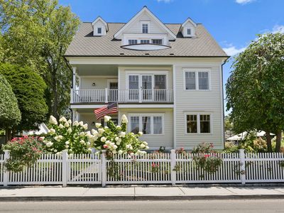 98 Rowayton Avenue, Norwalk, CT, 06853