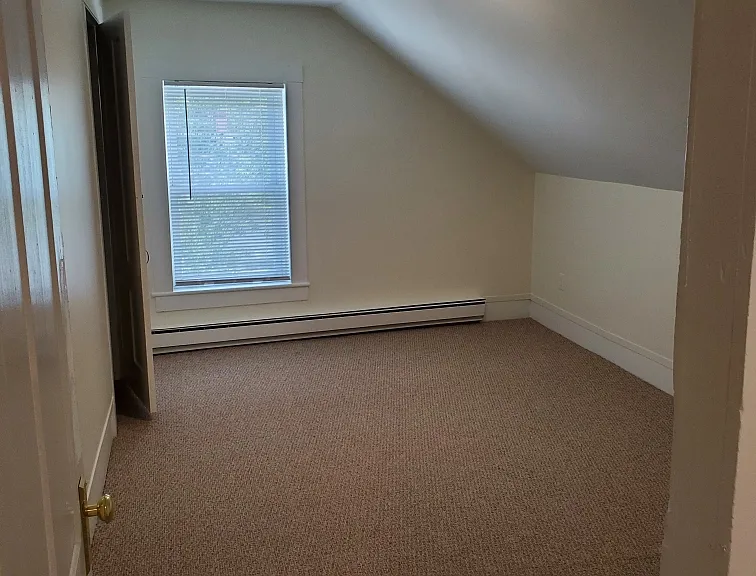 79 Government St #B — Photo 4