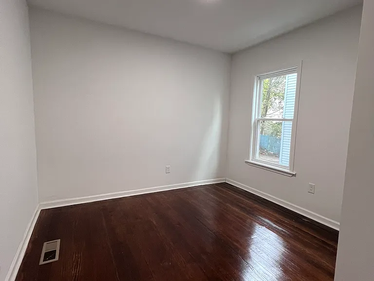 36 Vermont St #2 — Photo 16