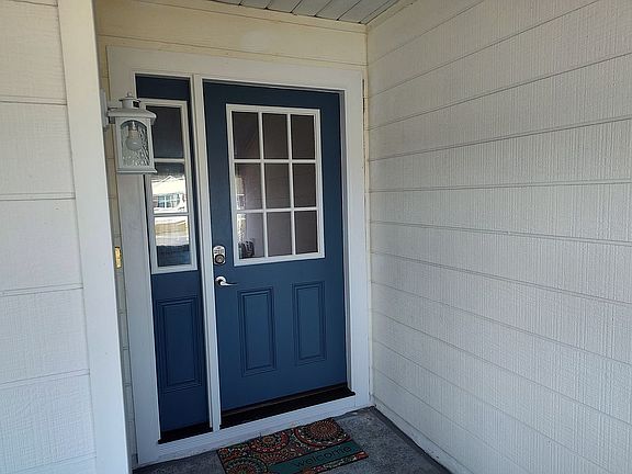 New Front door w/Sidelite