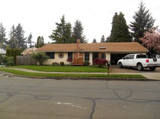 18457 SE Stephens Cir, Portland, OR 97233