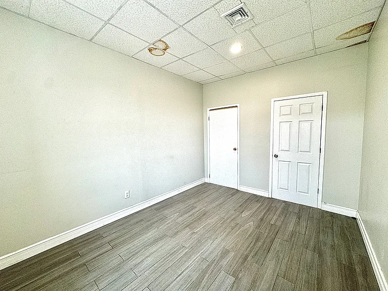 28 Main St #2 — Photo 10