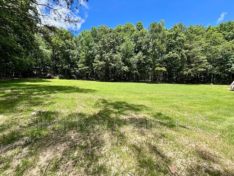 1719 Reed Rd — Photo 11