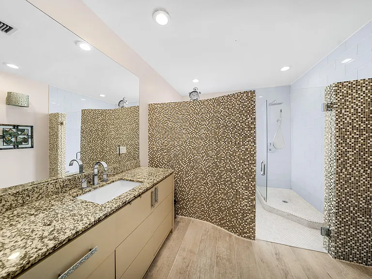 5106 Heron Ct — Photo 21