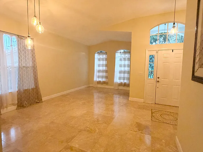 4646 Whispering Park Ln — Photo 2