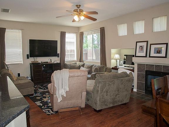 3rd image of 1568 Sweetgrass Ln
