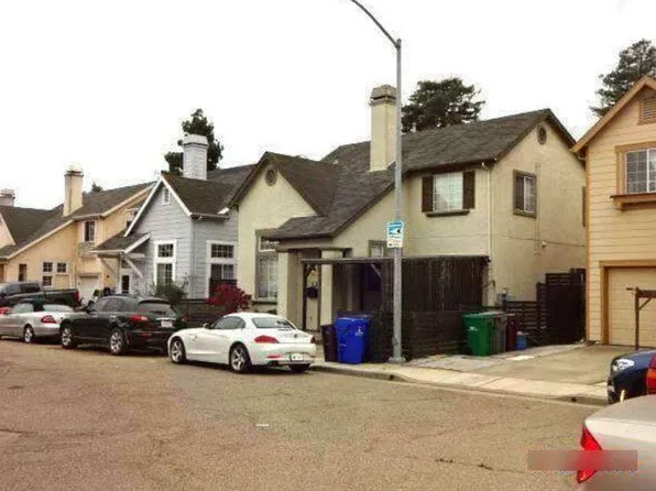 991 Village Cir, Oakland, CA 94607