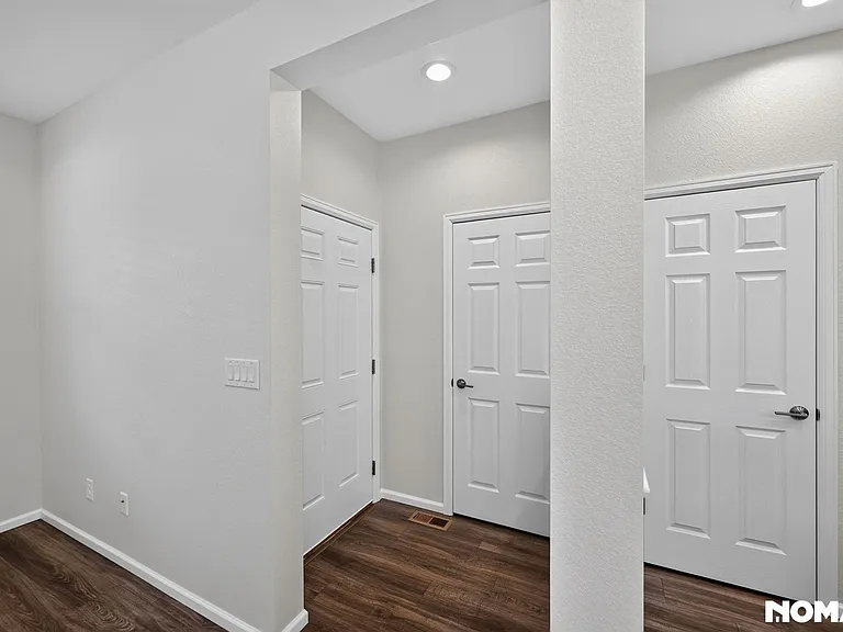 4740 Jasper St — Photo 12