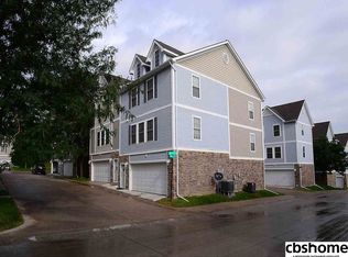 14656 Taylor Plz, Omaha, NE 68116