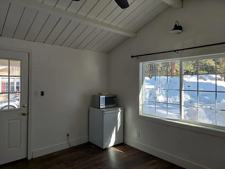 532 Emerald Bay Rd — Photo 5