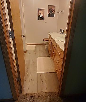 3rd image of 518 Munich Dr