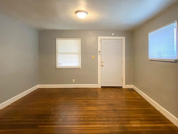 4th image of 738 N Bosart Ave