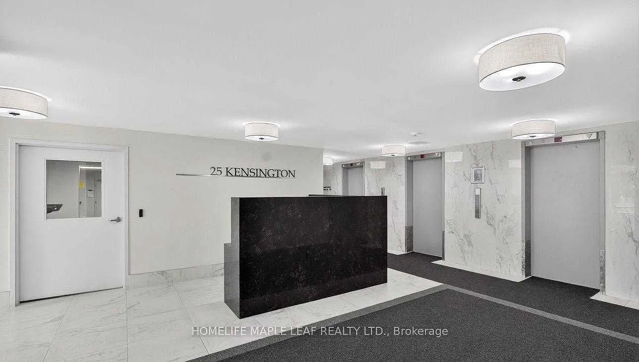 25 Kensington Rd — Photo 2