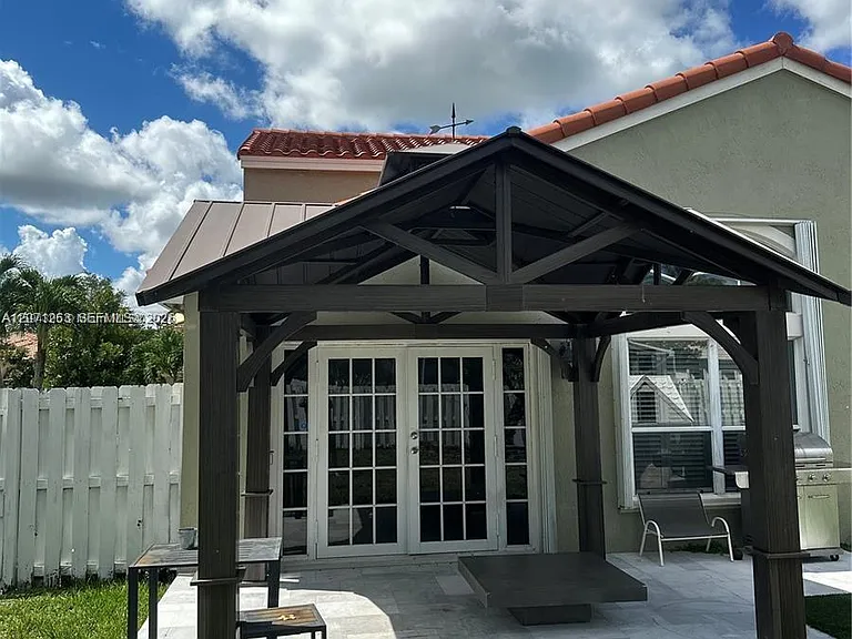 13274 NW 15th Ct — Photo 32