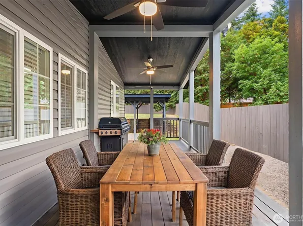 1720 193rd Avenue SW, Lakebay, WA 98349