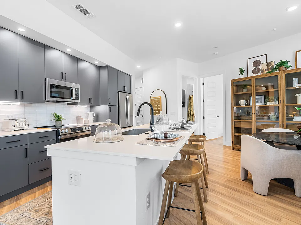 Caroline at Memorial