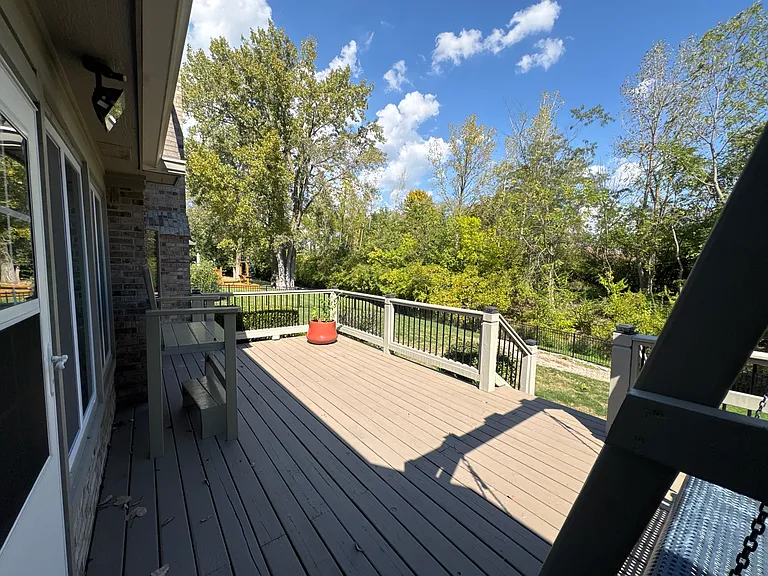 1007 New Harmony Dr — Photo 37