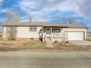 310 Market St, Brighton, IL 62012