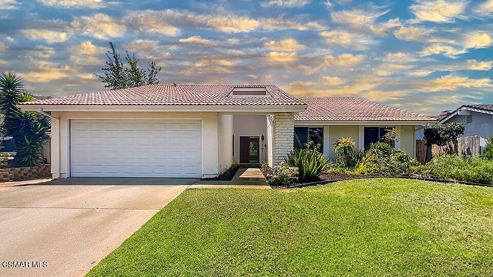 1st image of 1784 Sweet Briar Pl