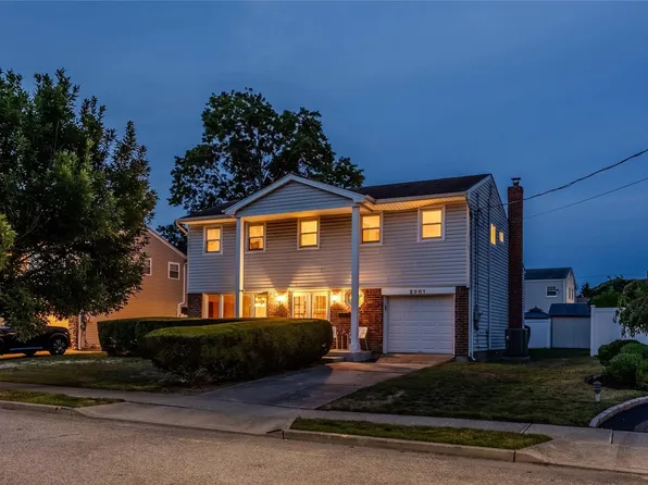 2901 Riverside Drive, Wantagh, NY 11793