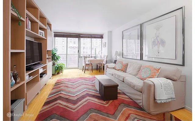 Rented by Douglas Elliman | media 10