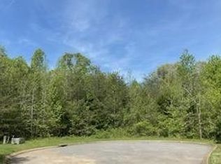 1000 Big Cedar Dr, Dunlap, TN 37327