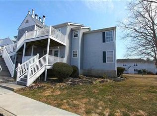 228 London Ct, Egg Harbor Township, NJ 08234